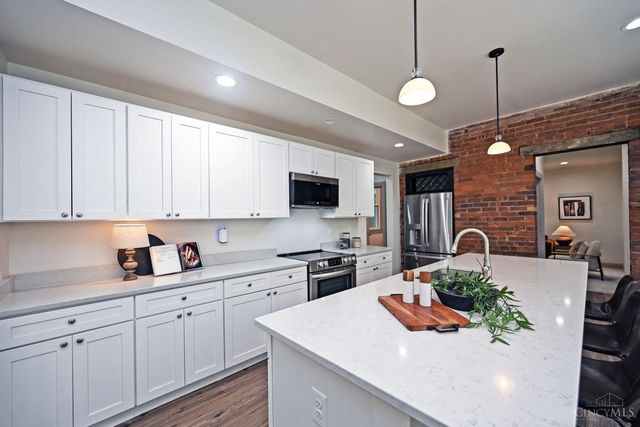 3514 Hudson Avenue, Cincinnati, OH 45207