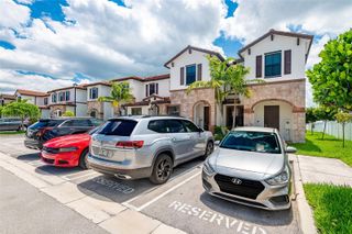 10628 W 33rd Way, Hialeah, FL 33018
