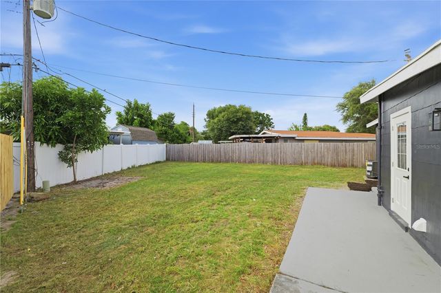 5268 CORAL WAY N, St Petersburg, FL 33714