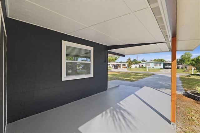 5268 CORAL WAY N, St Petersburg, FL 33714