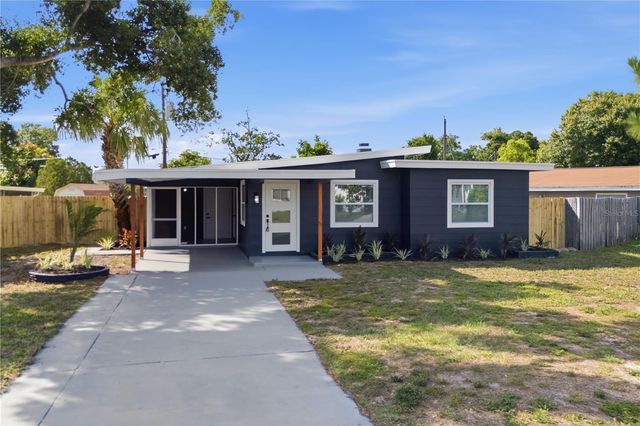 5268 CORAL WAY N, St Petersburg, FL 33714
