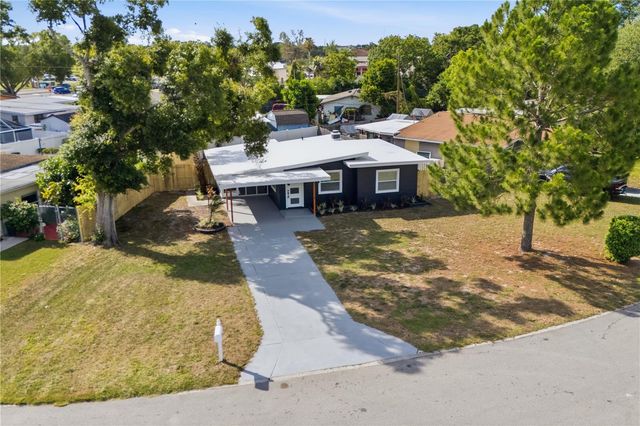 5268 CORAL WAY N, St Petersburg, FL 33714