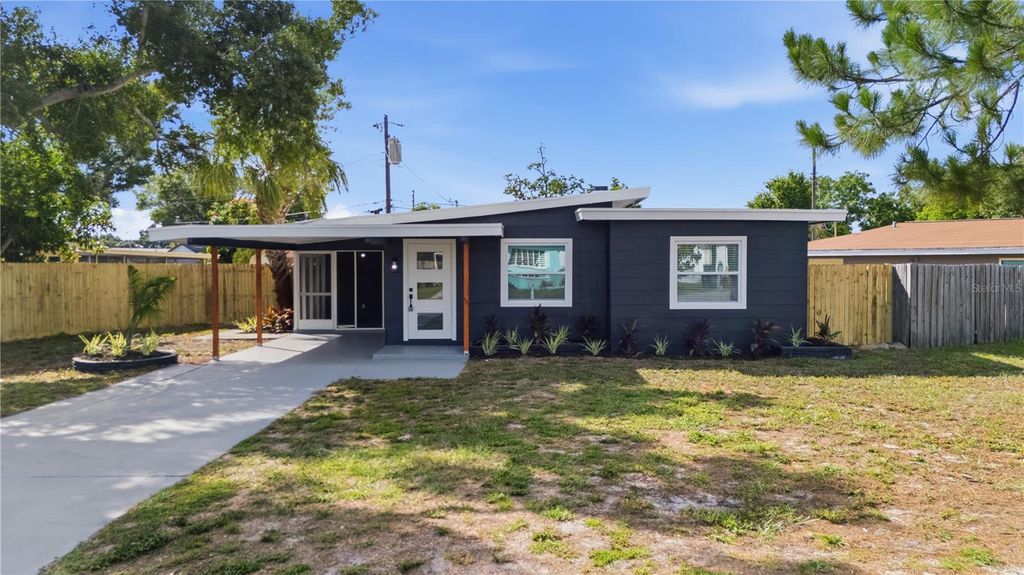5268 CORAL WAY N, St Petersburg, FL 33714
