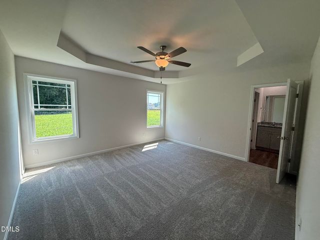 86 Harvest Hills Lane, Dunn, NC 28334
