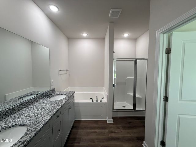 86 Harvest Hills Lane, Dunn, NC 28334