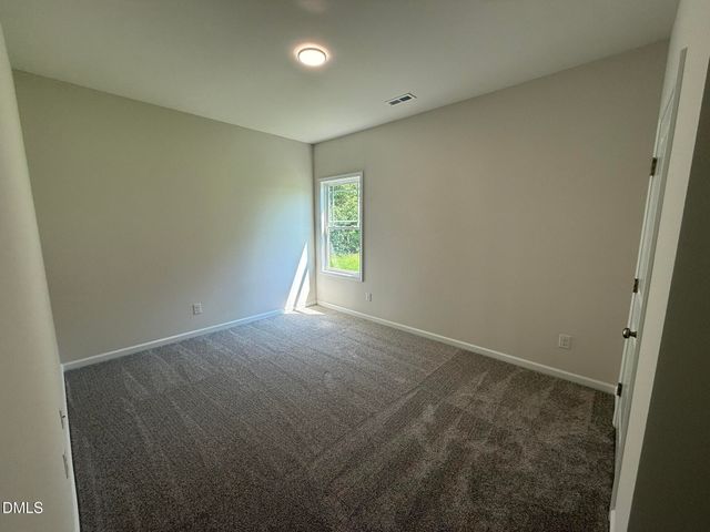 86 Harvest Hills Lane, Dunn, NC 28334