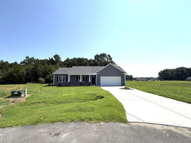 86 Harvest Hills Lane, Dunn, NC 28334