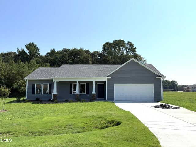 86 Harvest Hills Lane, Dunn, NC 28334