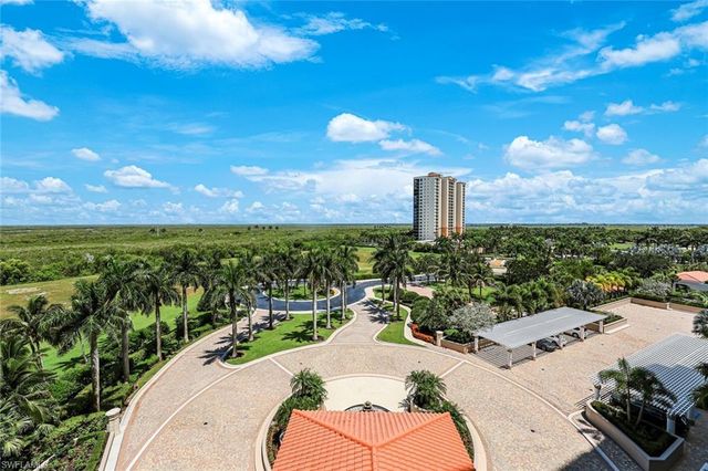 1050 Borghese LN 605, Naples, FL 34114