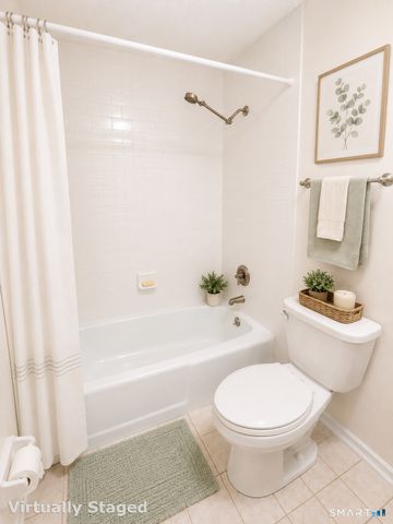 74 Hollister Way South 74, Glastonbury, CT 06033