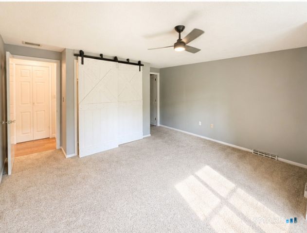 74 Hollister Way South 74, Glastonbury, CT 06033