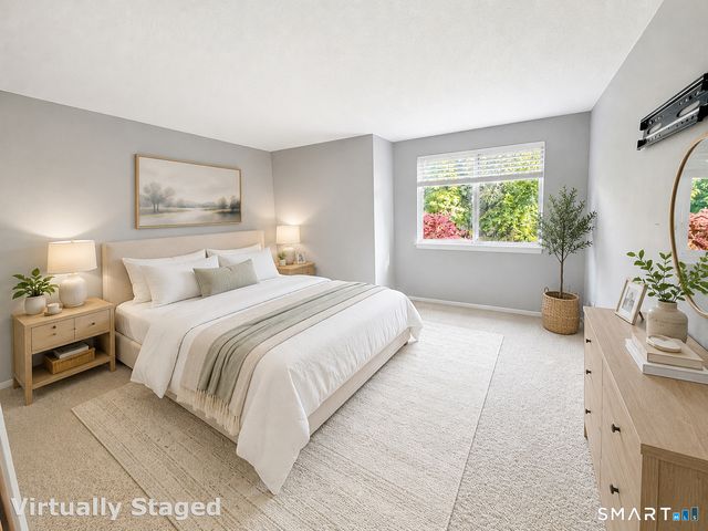 74 Hollister Way South 74, Glastonbury, CT 06033