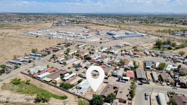 9729 LANDGREN Drive, El Paso, TX 79927