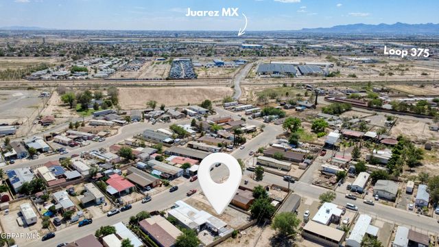 9729 LANDGREN Drive, El Paso, TX 79927