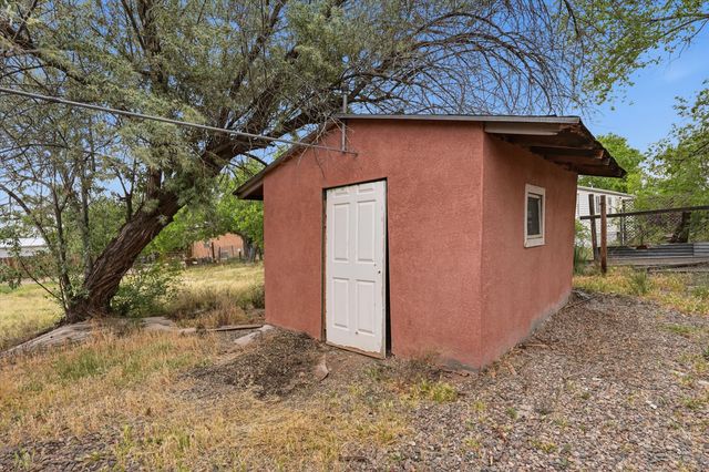 1928 Doris Place 1, Los Lunas, NM 87031