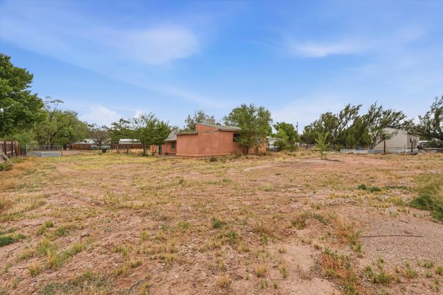1928 Doris Place 1, Los Lunas, NM 87031