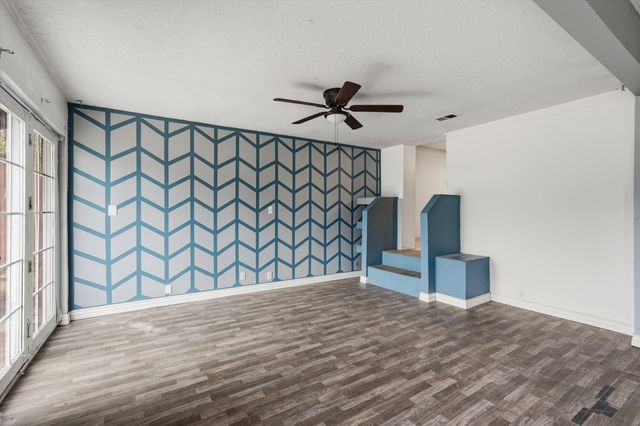 1928 Doris Place 1, Los Lunas, NM 87031