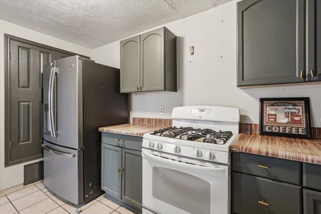 1928 Doris Place 1, Los Lunas, NM 87031