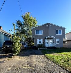 29 Rita Avenue, Bridgeport, CT 06606