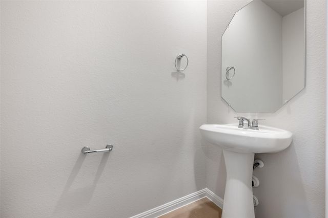 310 Possumhaw LN, San Marcos, TX 78666