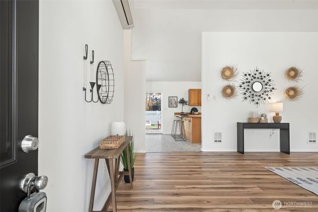 1180 E Trails End Drive, Belfair, WA 98528