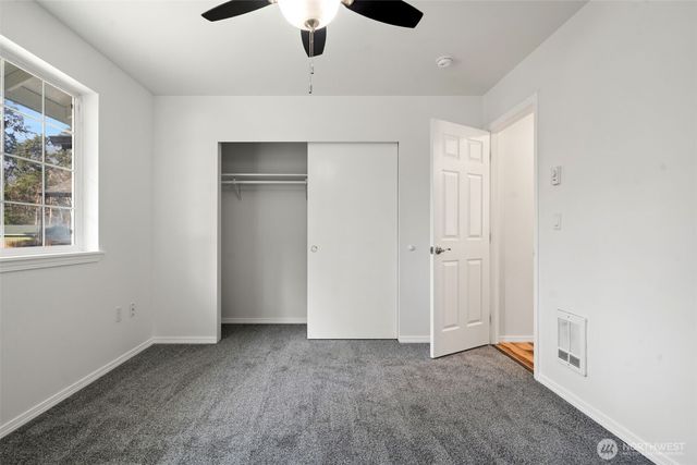 1180 E Trails End Drive, Belfair, WA 98528