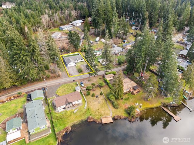 1180 E Trails End Drive, Belfair, WA 98528
