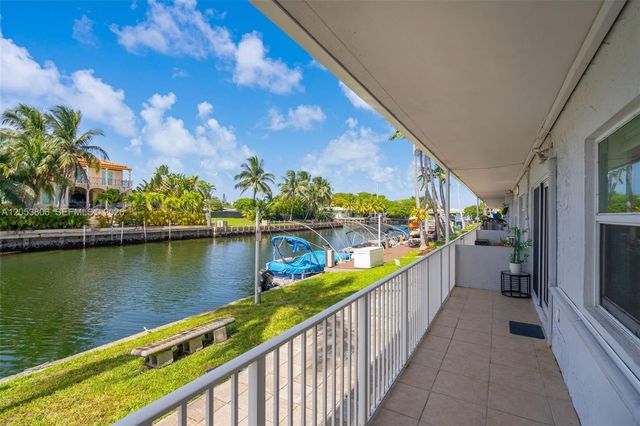 2225 NE 123rd St 102, North Miami, FL 33181