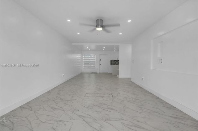 2225 NE 123rd St 102, North Miami, FL 33181