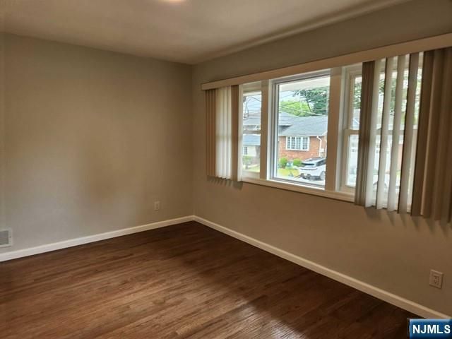 211 Mccloud Drive, Fort Lee, NJ 07024