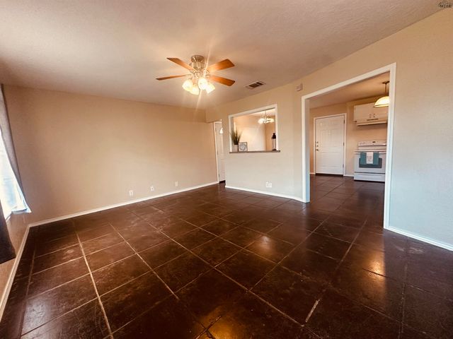 5130 LAKE SHORE DRIVE, Wichita Falls, TX 76310