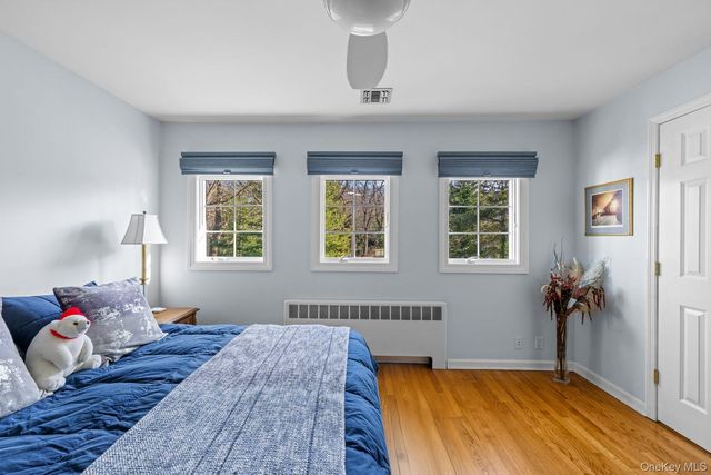 137 Cove Road, Huntington, NY 11743