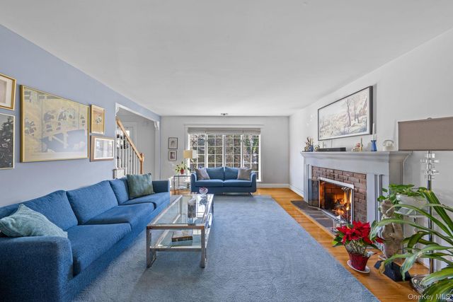 137 Cove Road, Huntington, NY 11743