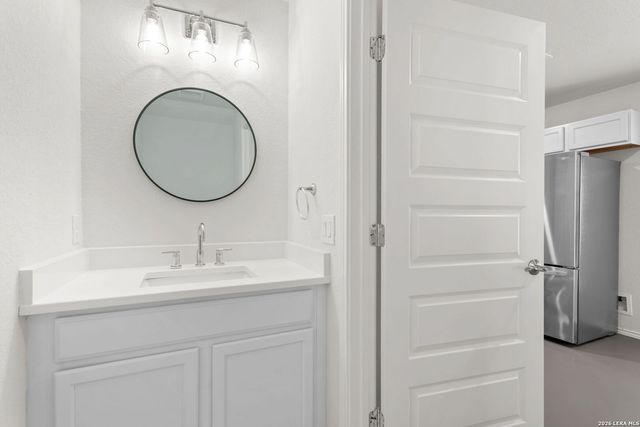 631 E Carolina St Bldg 2, San Antonio, TX 78210