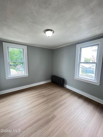 17 Winthrop Avenue, Albany, NY 12203