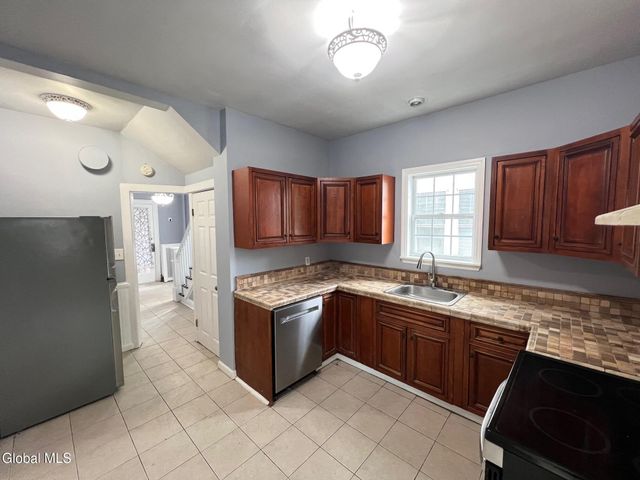 17 Winthrop Avenue, Albany, NY 12203