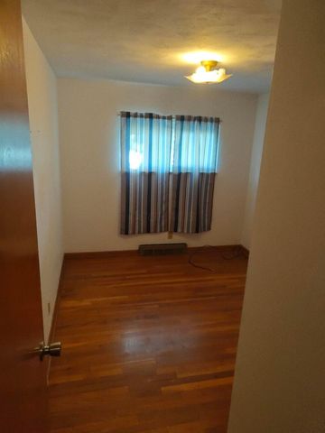 909 Fieldson Drive, Heath, OH 43056