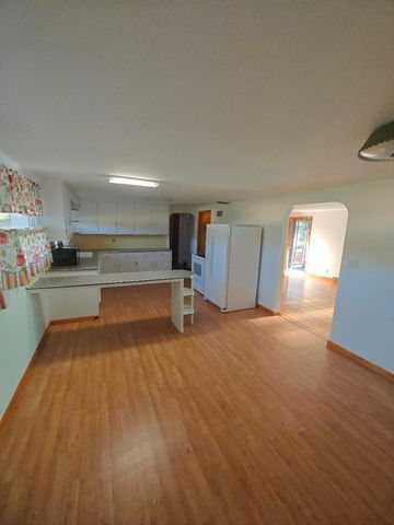 909 Fieldson Drive, Heath, OH 43056