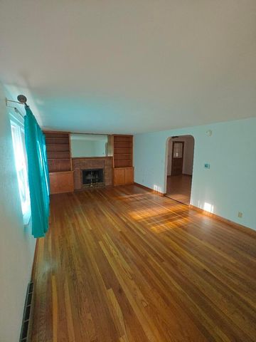 909 Fieldson Drive, Heath, OH 43056