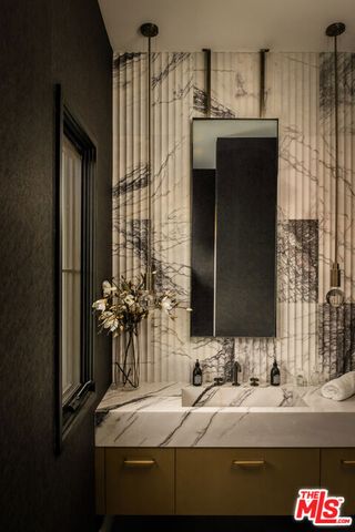 23614 Dry Canyon Cold Creek Rd, Calabasas, CA 91302