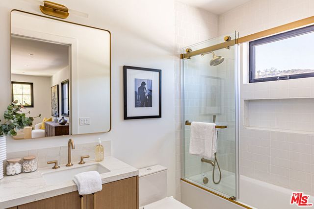 23614 Dry Canyon Cold Creek Rd, Calabasas, CA 91302