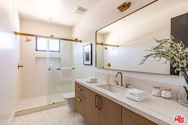 23614 Dry Canyon Cold Creek Rd, Calabasas, CA 91302