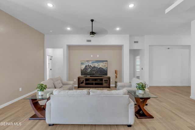 12713 Captain Claudia Court, El Paso, TX 79928