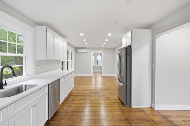 4196 Post Road, Warwick, RI 02818