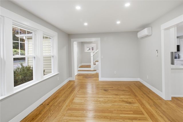 4196 Post Road, Warwick, RI 02818