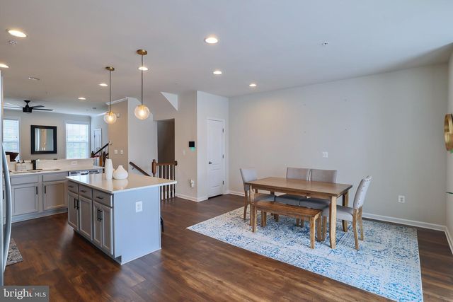 7517 VAN ALLEN LN, Lanham, MD 20706