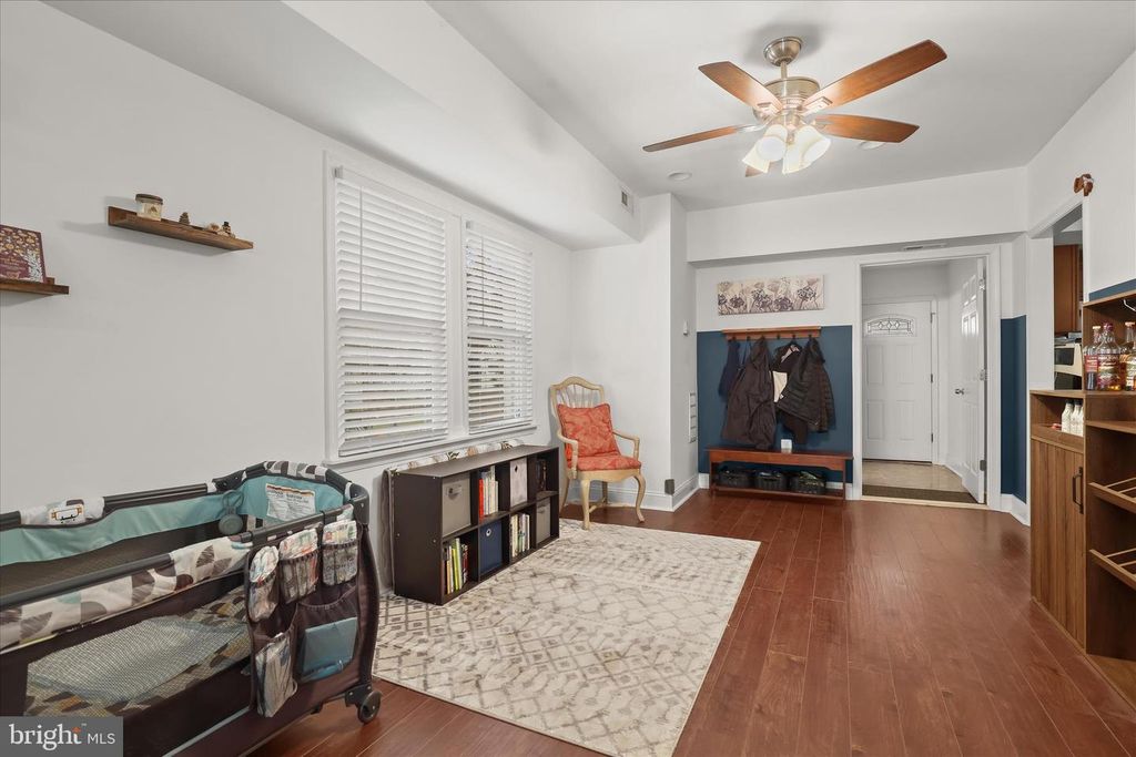 Image 11 of property listing at 2824 INGLEWOOD AVE, Baltimore, MD 21234