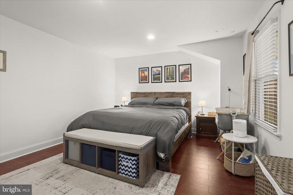 Image 22 of property listing at 2824 INGLEWOOD AVE, Baltimore, MD 21234