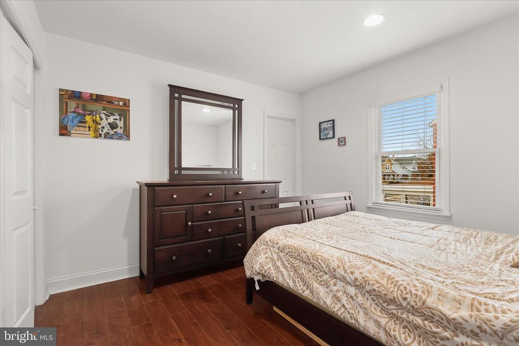 Image 25 of property listing at 2824 INGLEWOOD AVE, Baltimore, MD 21234