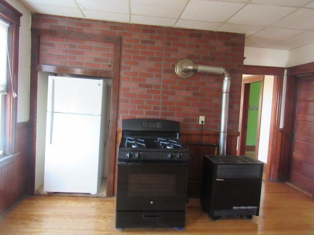 52 Plantation St 3, Worcester, MA 01604